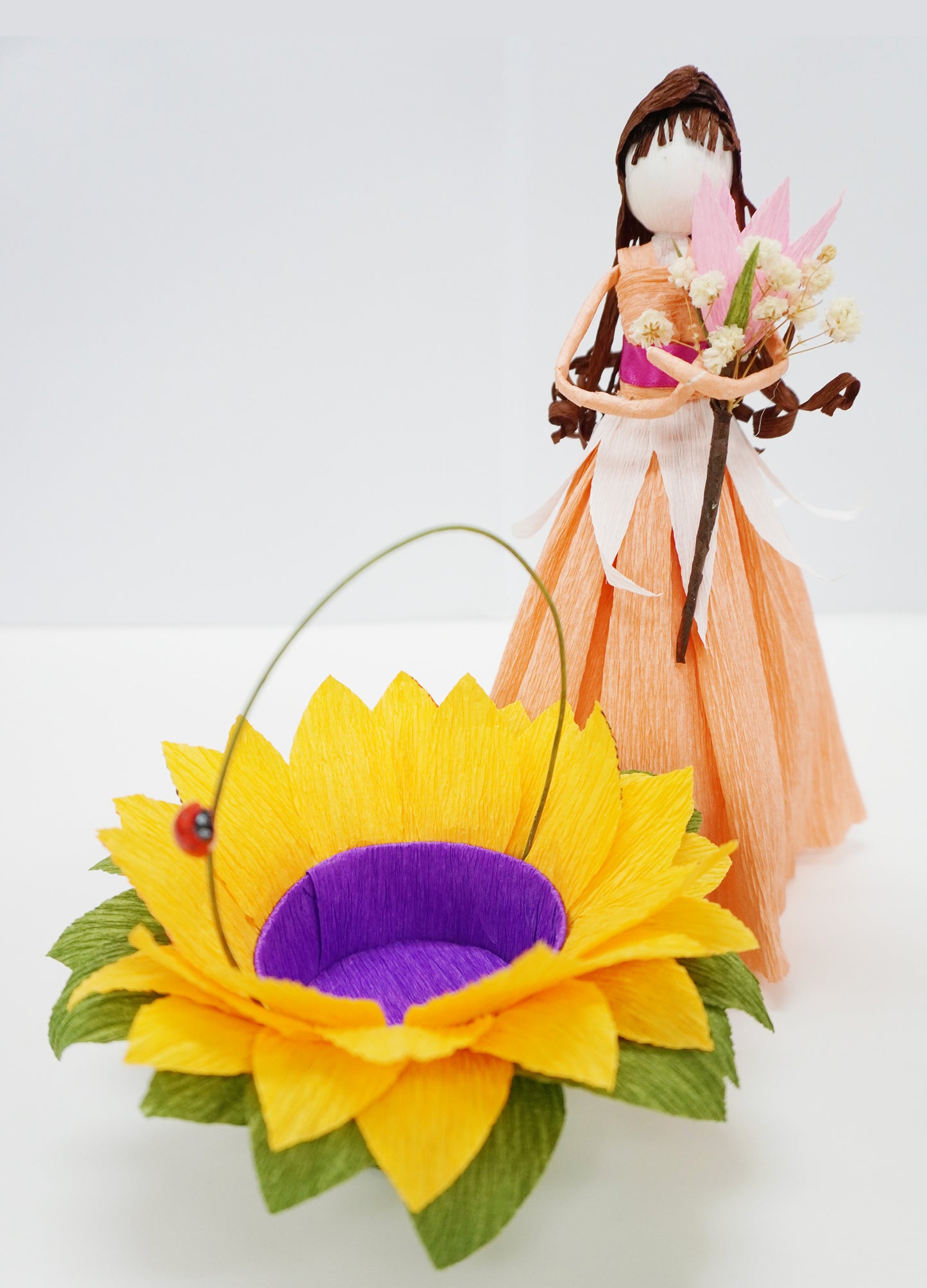 Sunflower Paperclip Holder 1