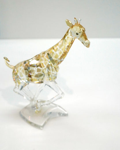 SWAROVSKI GIRAFFE RUNNING